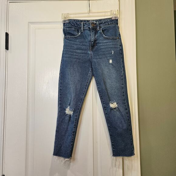 Art Class Girl's Size 6X Distressed Raw Hem Girlfriend Jeans - Picture 1 of 4